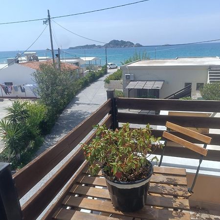 Ayerina First Floor Apartment أريلاز المظهر الخارجي الصورة