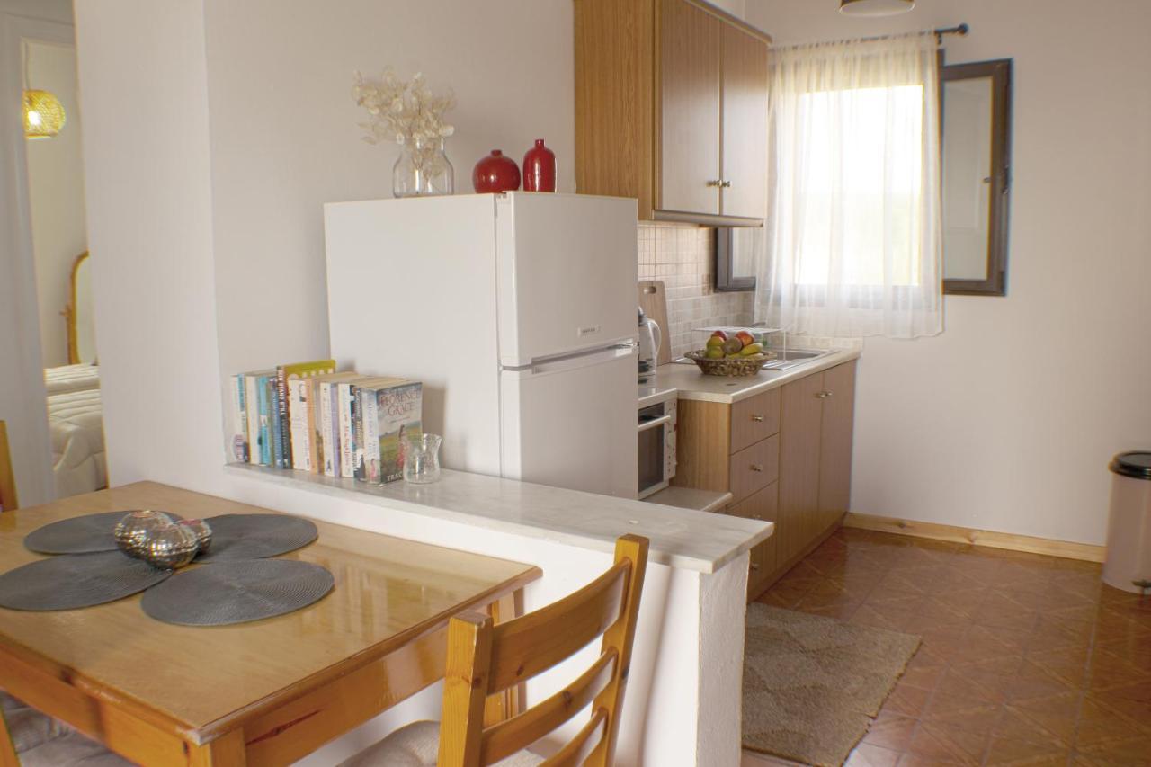 Ayerina First Floor Apartment أريلاز المظهر الخارجي الصورة