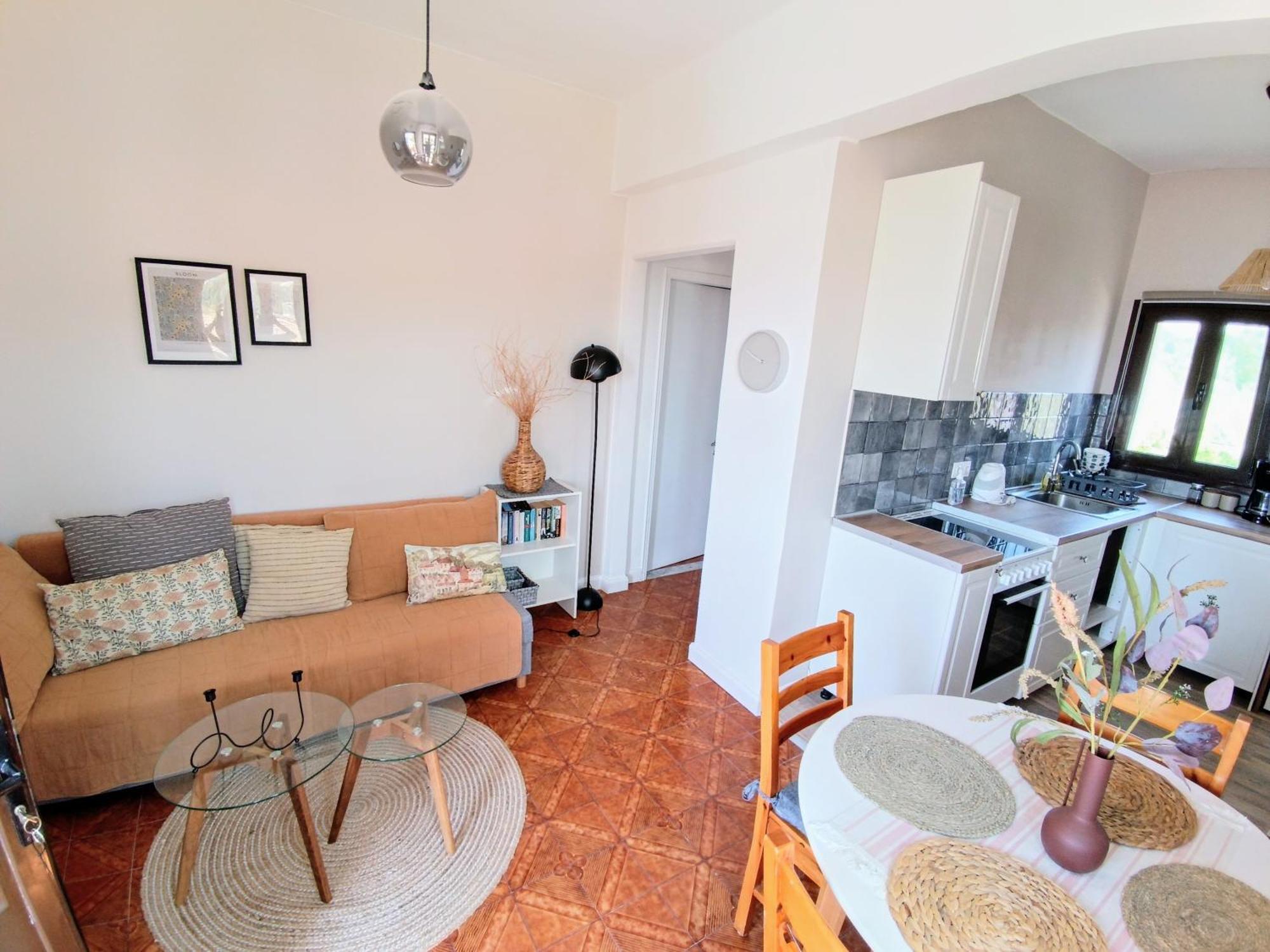 Ayerina First Floor Apartment أريلاز المظهر الخارجي الصورة